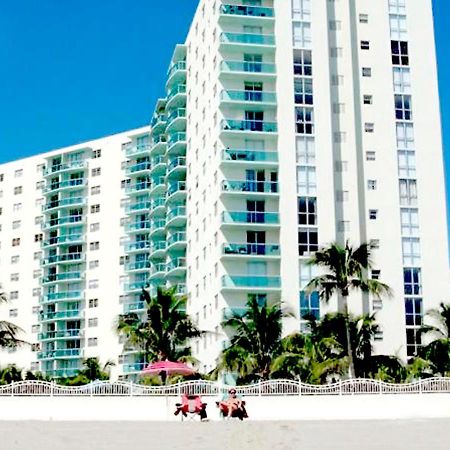 Stunning Beach Apartment By Miami Te Espera - Hollywood 7W エクステリア 写真