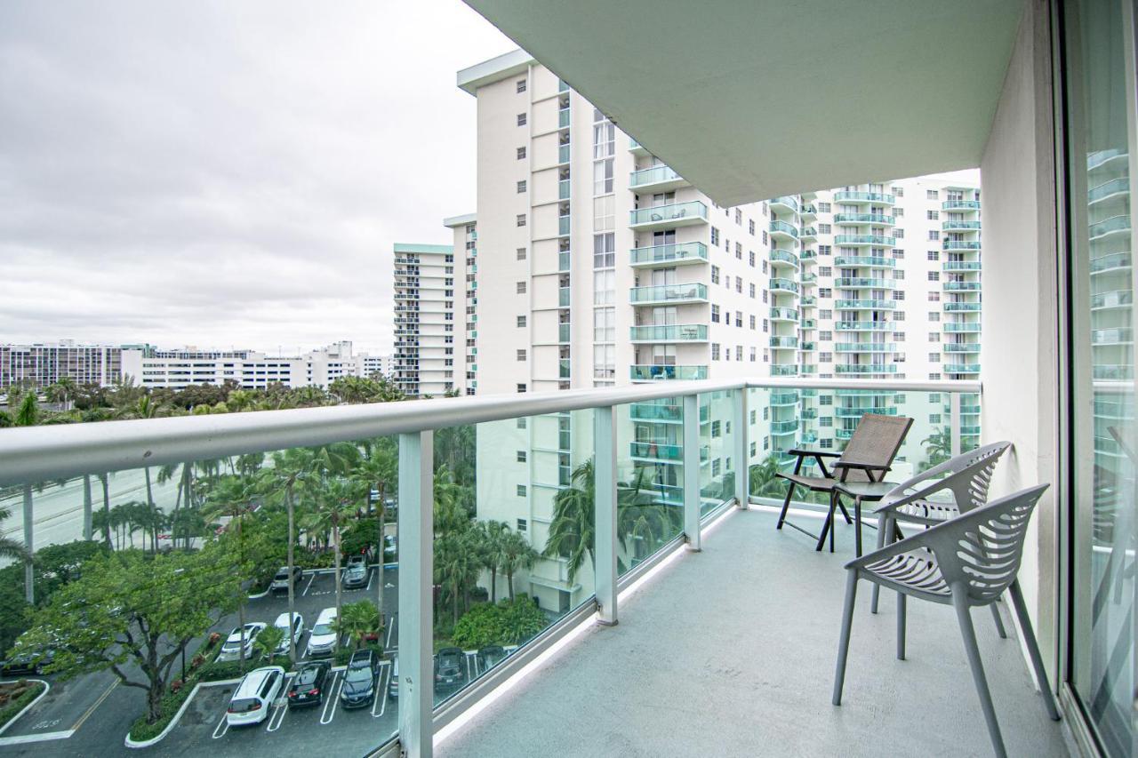 Stunning Beach Apartment By Miami Te Espera - Hollywood 7W エクステリア 写真